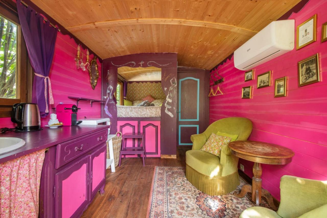 Roulotte Insolite Avec Terrasse Proche Paris Noisy-le-Grand Luaran gambar
